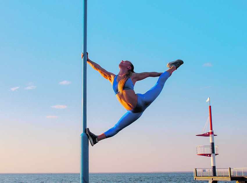 How to prepare for a pole dance performance? : Welcome to the International  Pole Convention 